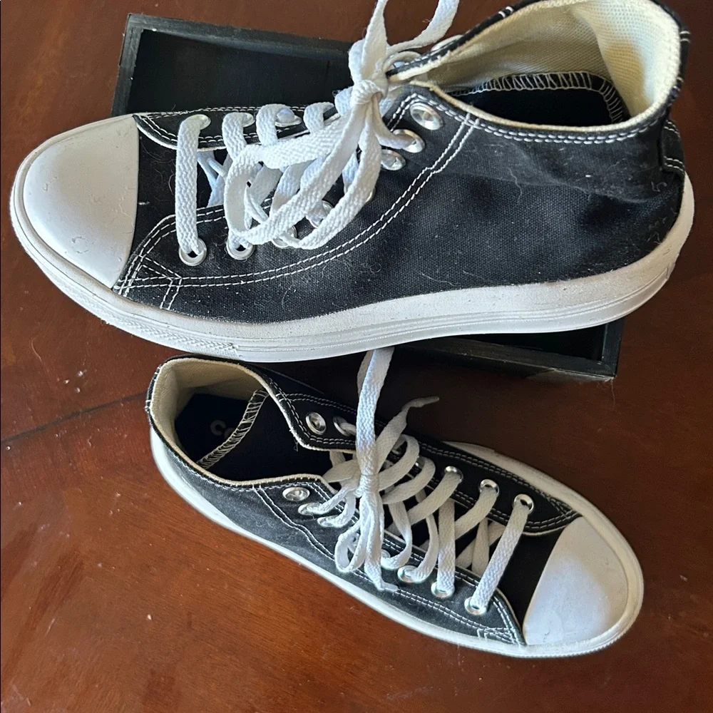 Converse Shoes Womens 8  Chuck Taylor All Star Lift Platform Leather High Top - Picture 2 of 4